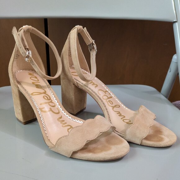 6.5 Wide Sam Edelman Odila suede scalloped block heel sandal - Picture 1 of 7